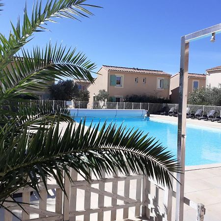 Sous Le Soleil Des Alpilles Apartment Mouries Exterior photo