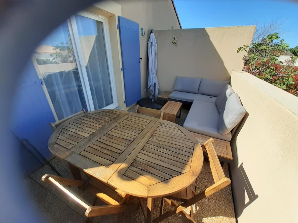 Sous Le Soleil Des Alpilles Apartment Mouries Exterior photo