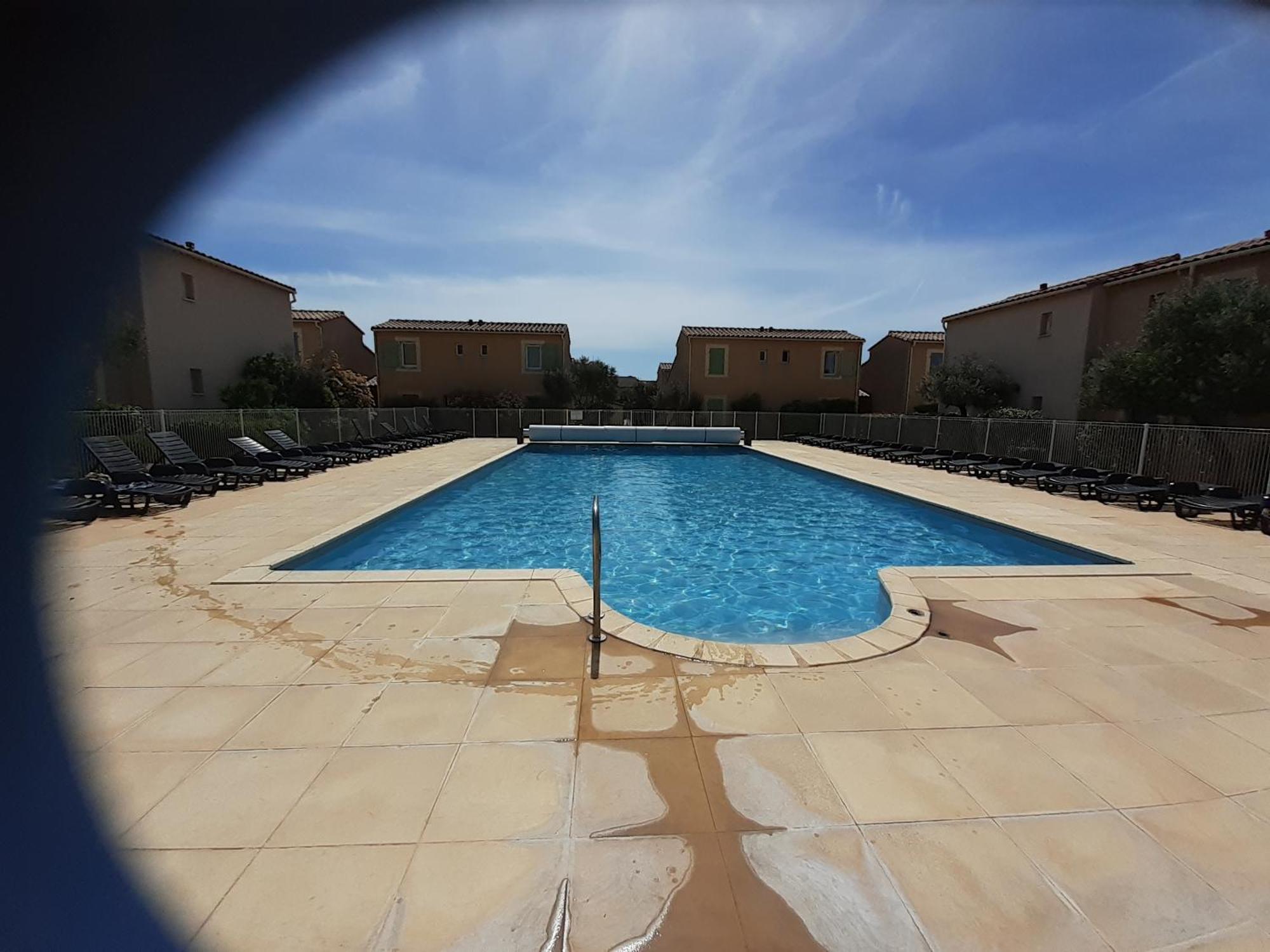 Sous Le Soleil Des Alpilles Apartment Mouries Exterior photo